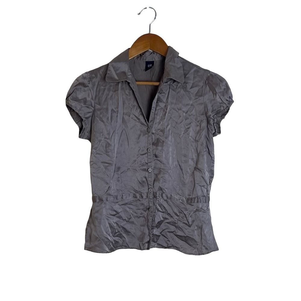 Gap 100% silk blouse light‎ brown. Size small